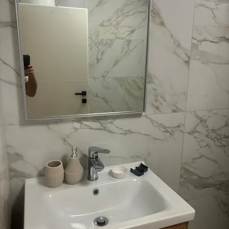 Tini 2 Apartman